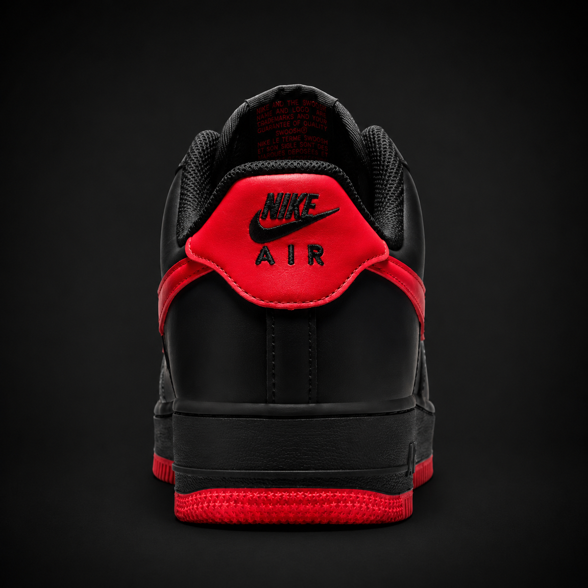 Nike Air Force 1 Low '07 Black University Red, vista trasera — Crazy!Duck Hype