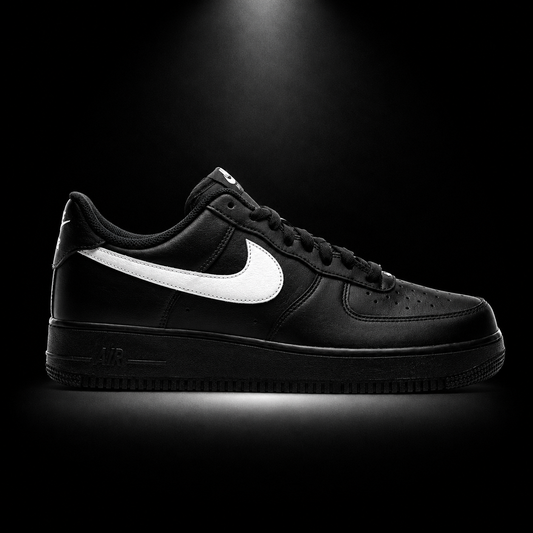Nike Air Force 1 Low '07 Black White, vista lateral — Crazy!Duck Hype