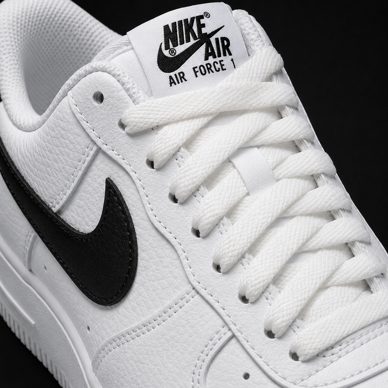 Nike Air Force 1 Low '07 White Black, detalle de agujetas — Crazy!Duck Hype