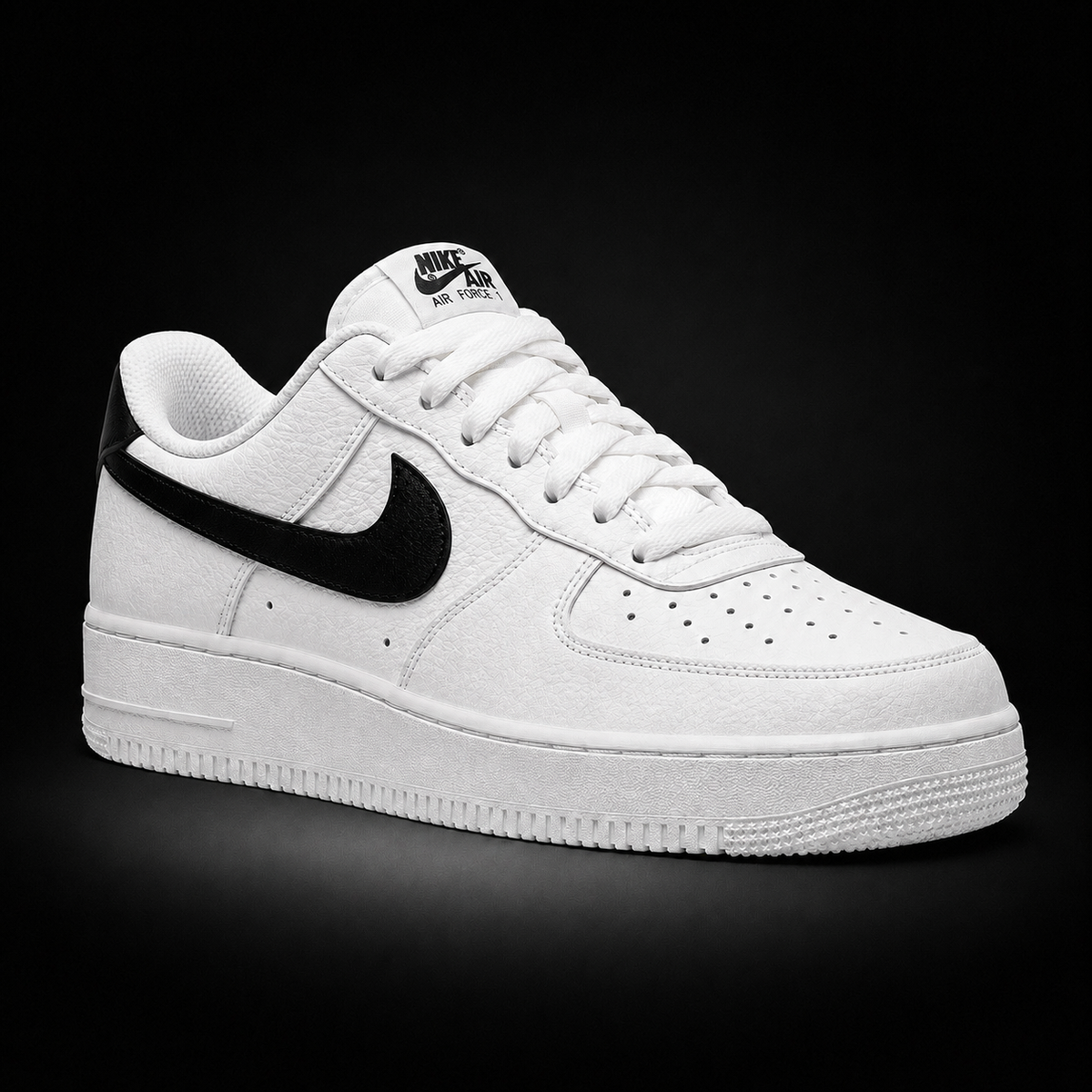 Nike Air Force 1 Low '07 White Black, vista frontal — Crazy!Duck Hype