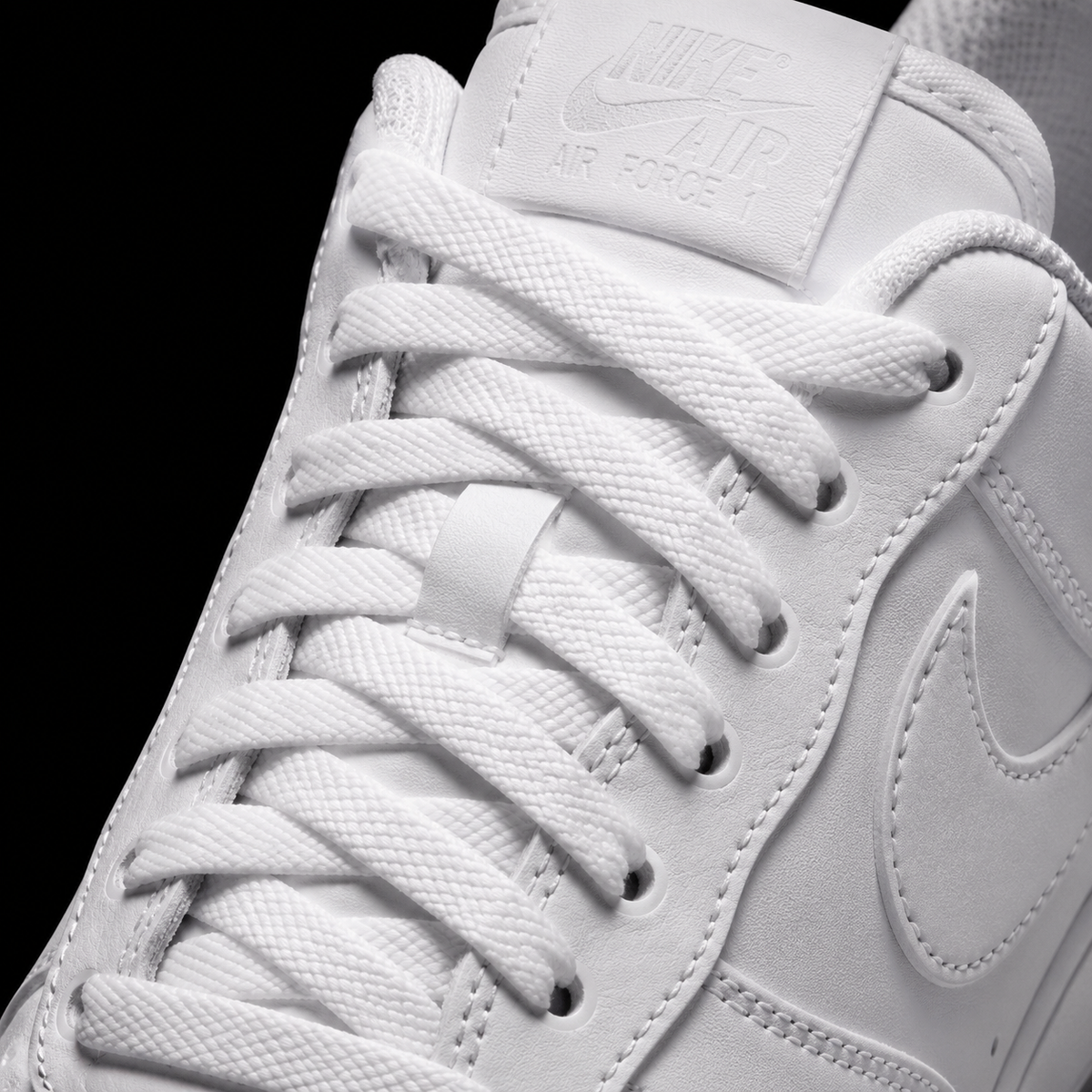 Nike Air Force 1 Low '07 White Gum, detalle de agujetas — Crazy!Duck Hype