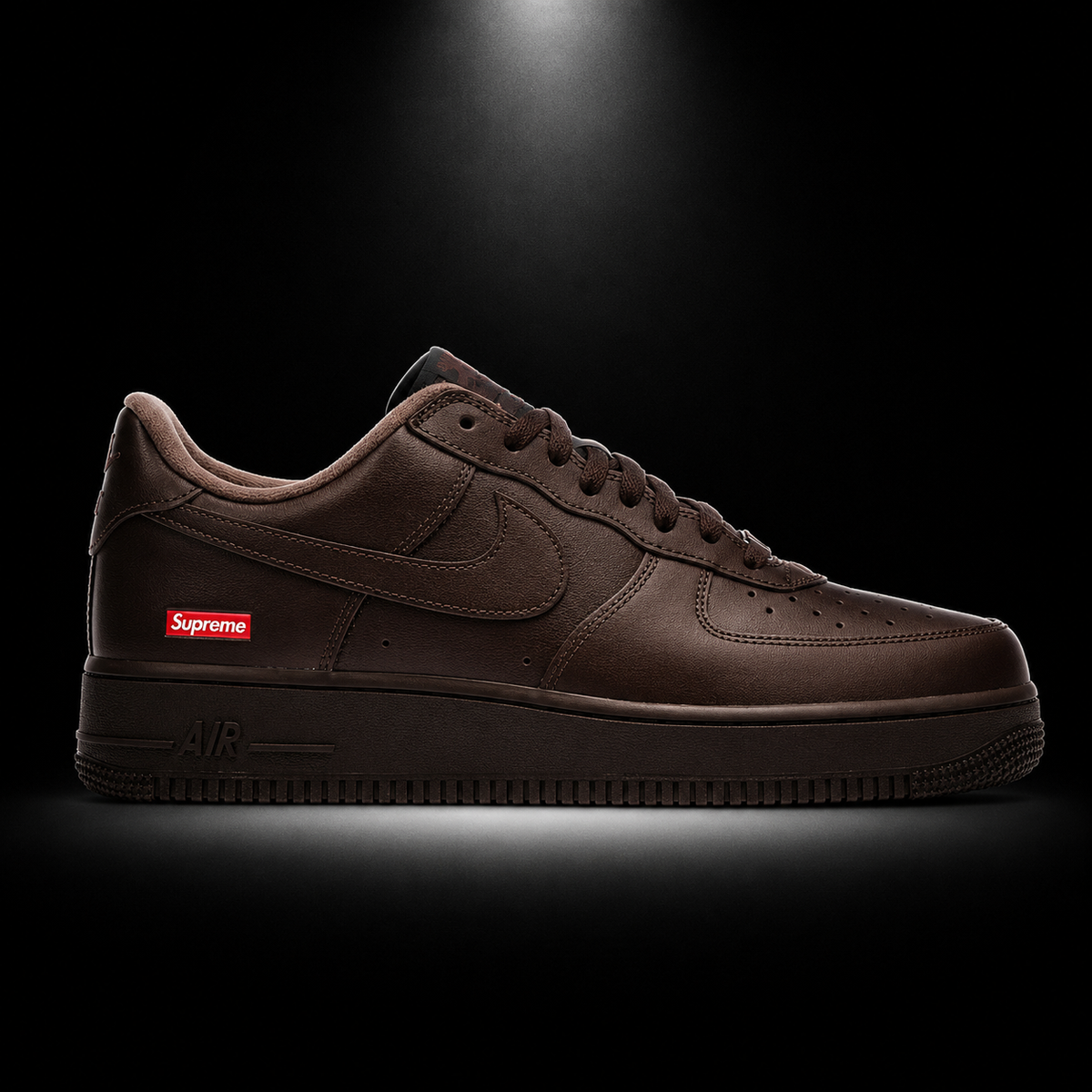 Nike Air Force 1 Low Supreme Baroque Brown, vista lateral — Crazy!Duck Hype