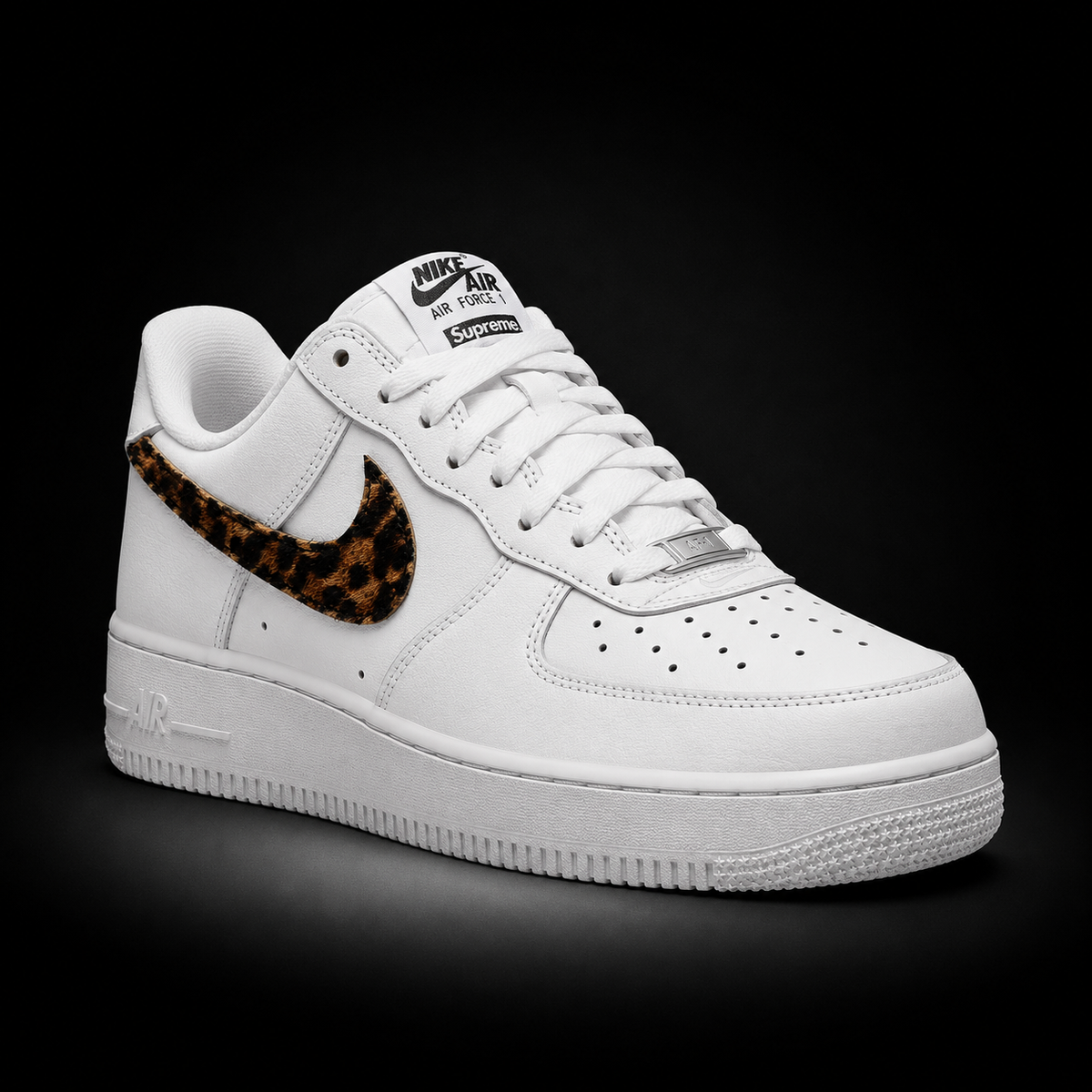 Nike Air Force 1 Low Supreme White Multi, vista frontal — Crazy!Duck Hype