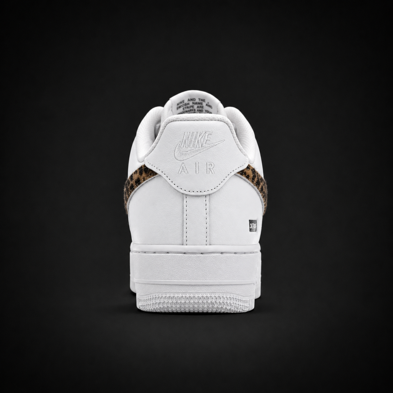 Nike Air Force 1 Low Supreme White Multi, vista trasera — Crazy!Duck Hype