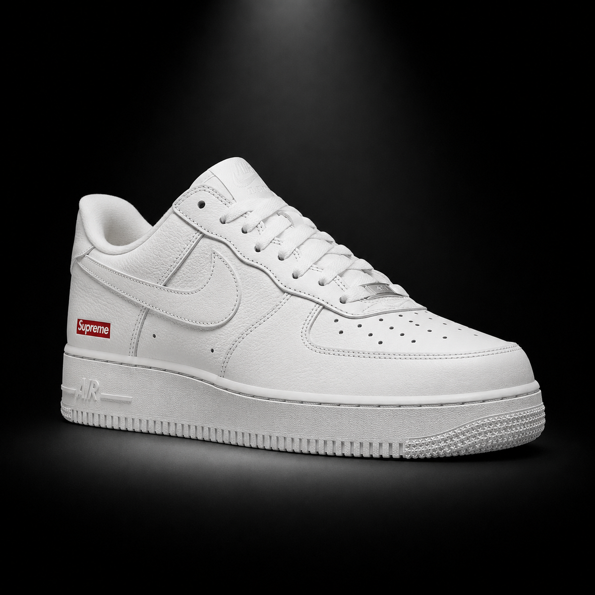 Nike Air Force 1 Low Supreme White White, vista frontal — Crazy!Duck Hype