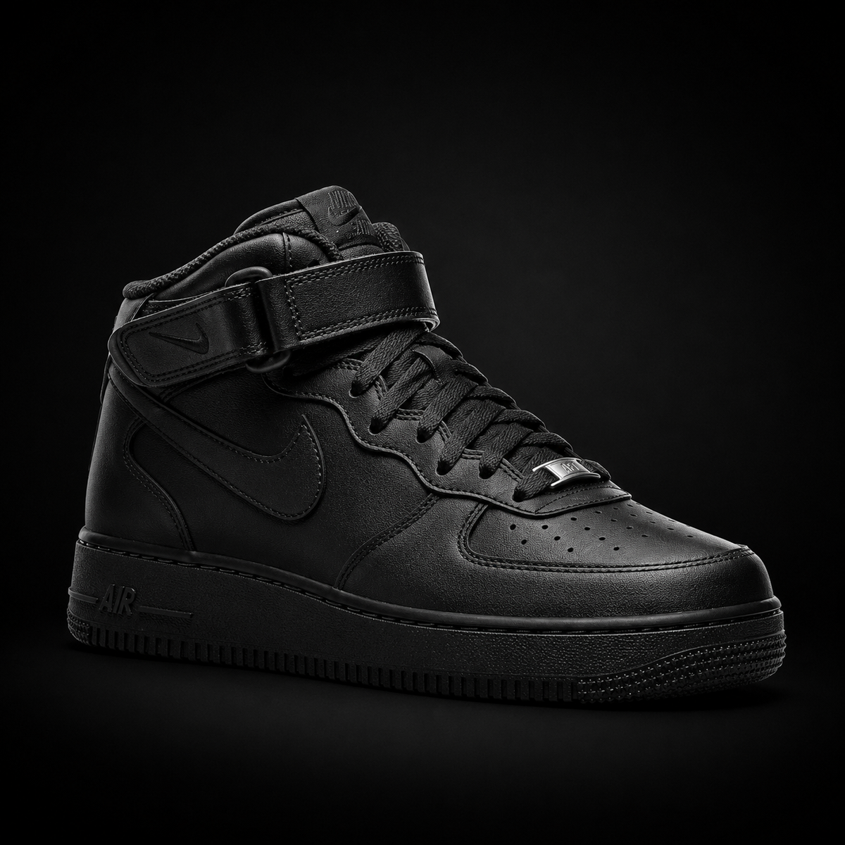Nike Air Force 1 Mid '07 Black, vista frontal — Crazy!Duck Hype