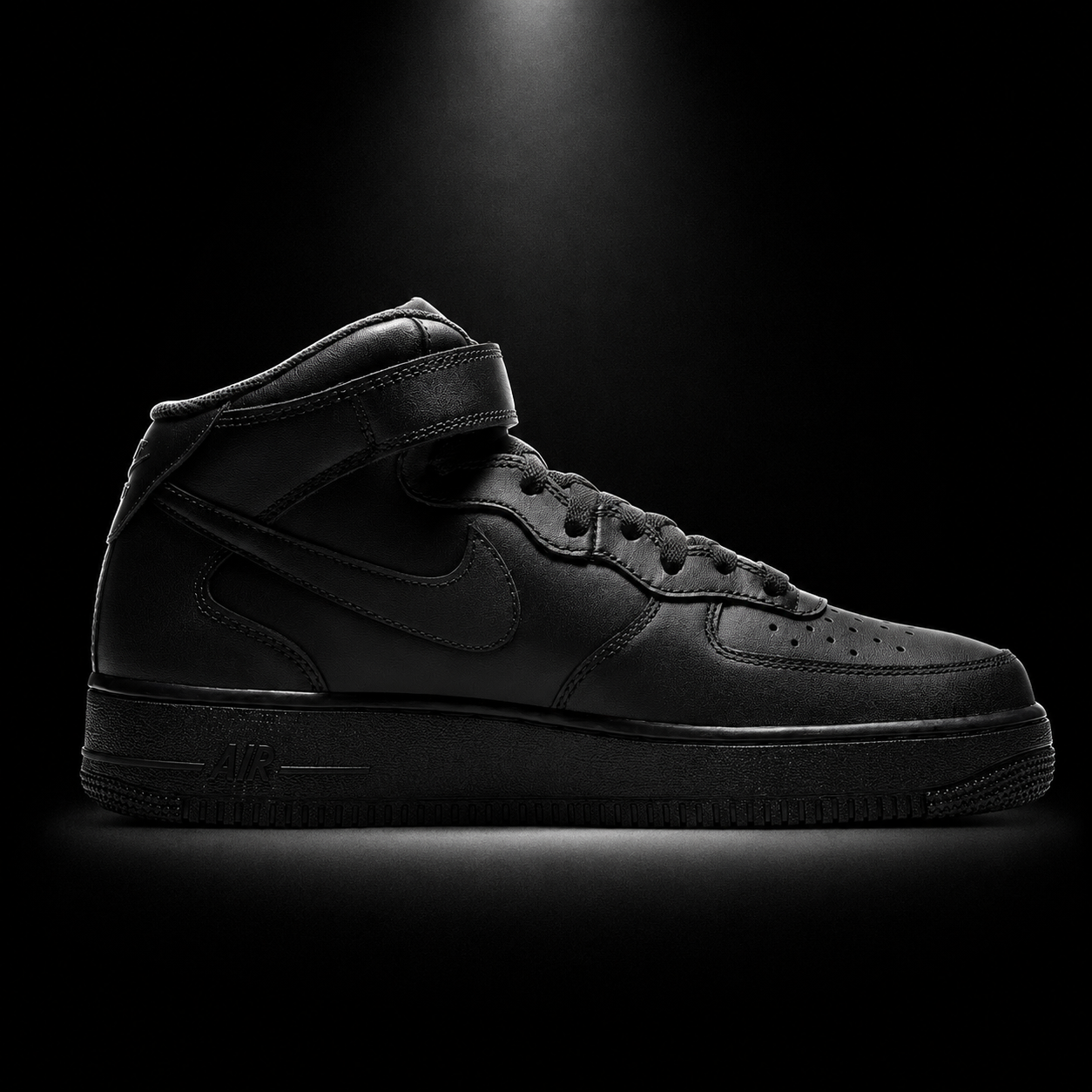 Nike Air Force 1 Mid '07 Black, vista lateral — Crazy!Duck Hype