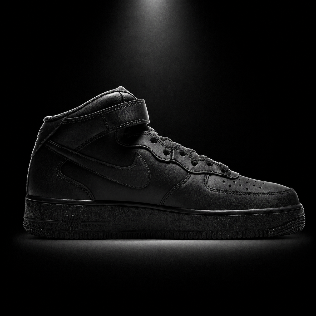 Nike Air Force 1 Mid '07 Black, vista lateral — Crazy!Duck Hype
