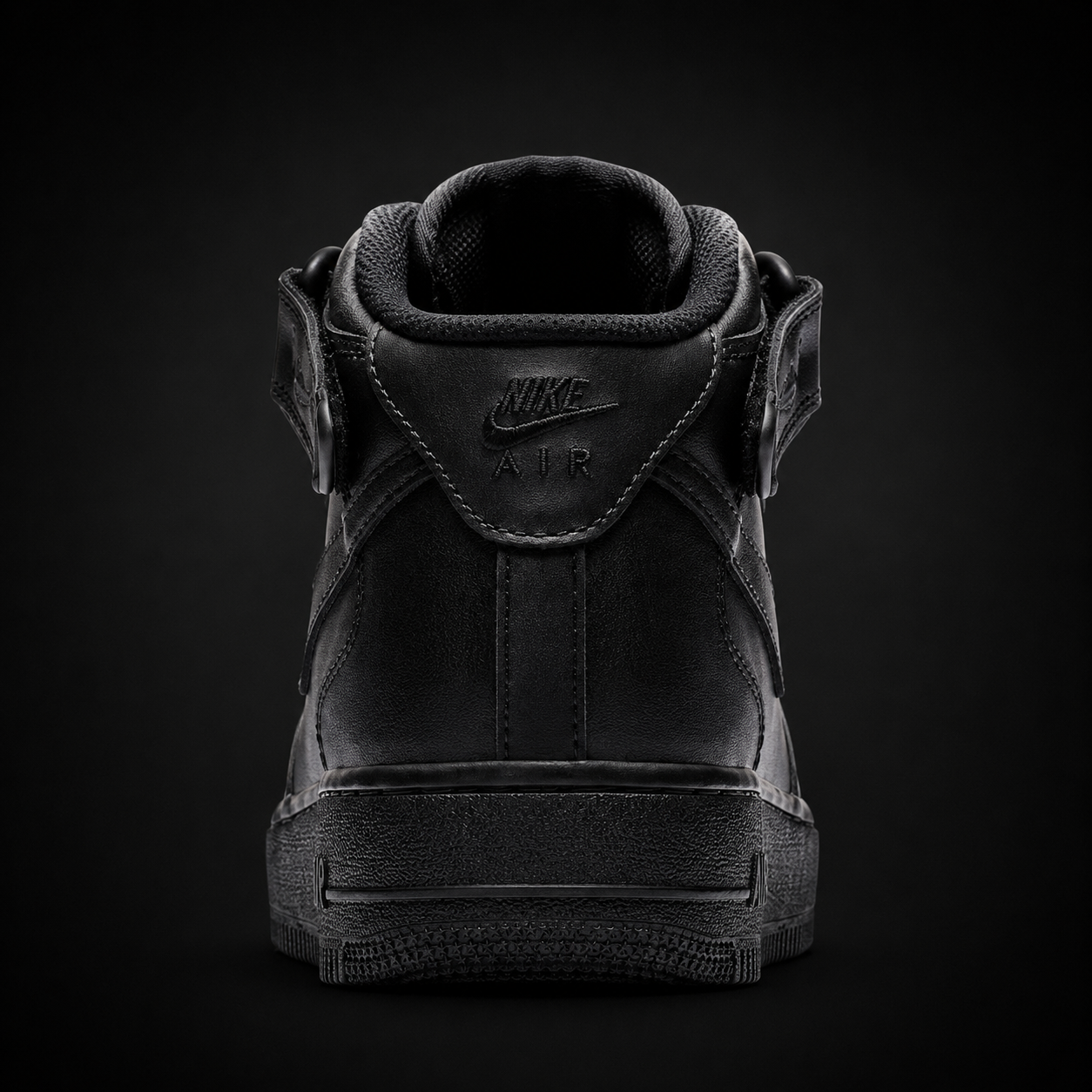 Nike Air Force 1 Mid '07 Black, vista trasera — Crazy!Duck Hype