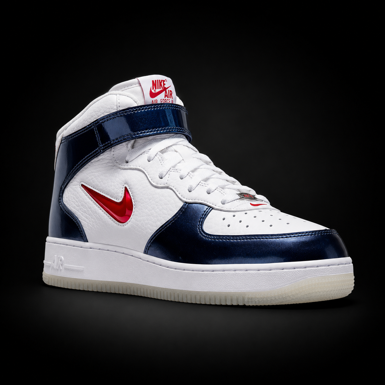 Nike Air Force 1 Mid '07 Independence Day, vista frontal — Crazy!Duck Hype