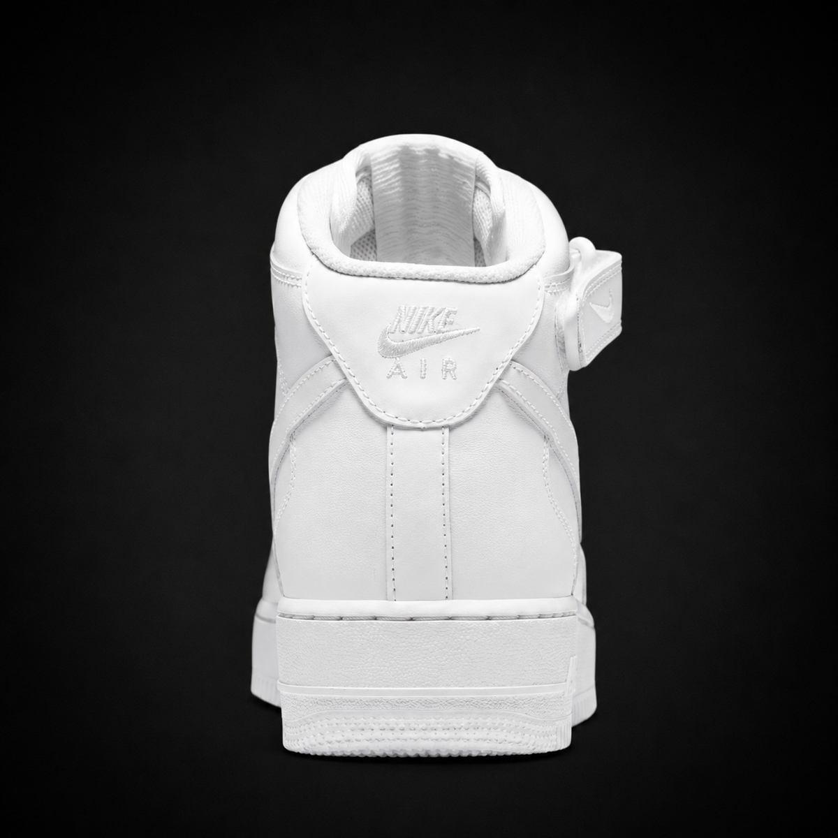 Nike Air Force 1 Mid '07 White, vista trasera — Crazy!Duck Hype