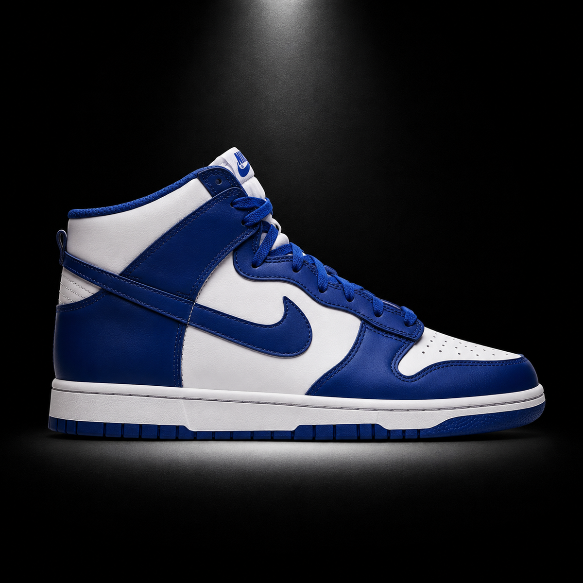 Nike Dunk High Royal Blue, vista lateral — Crazy!Duck Hype