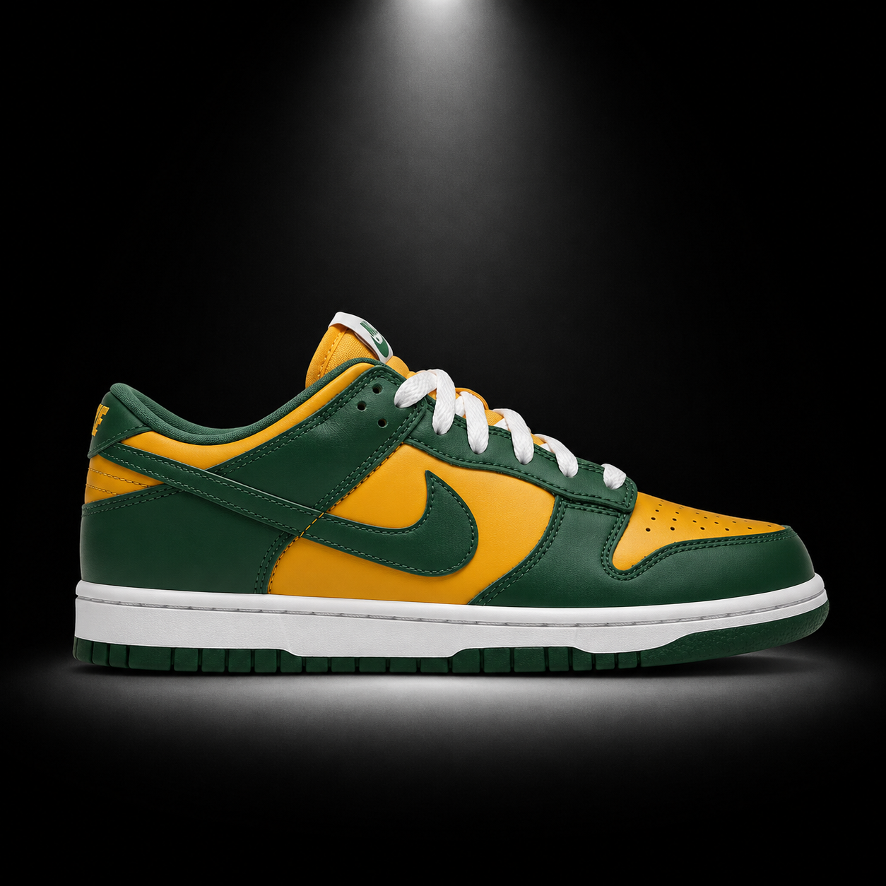 Nike Dunk Low Brazil, vista lateral — Crazy!Duck Hype