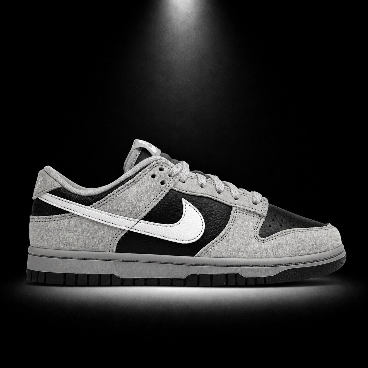 Nike Dunk Low Light Smoke Grey, vista lateral — Crazy!Duck Hype