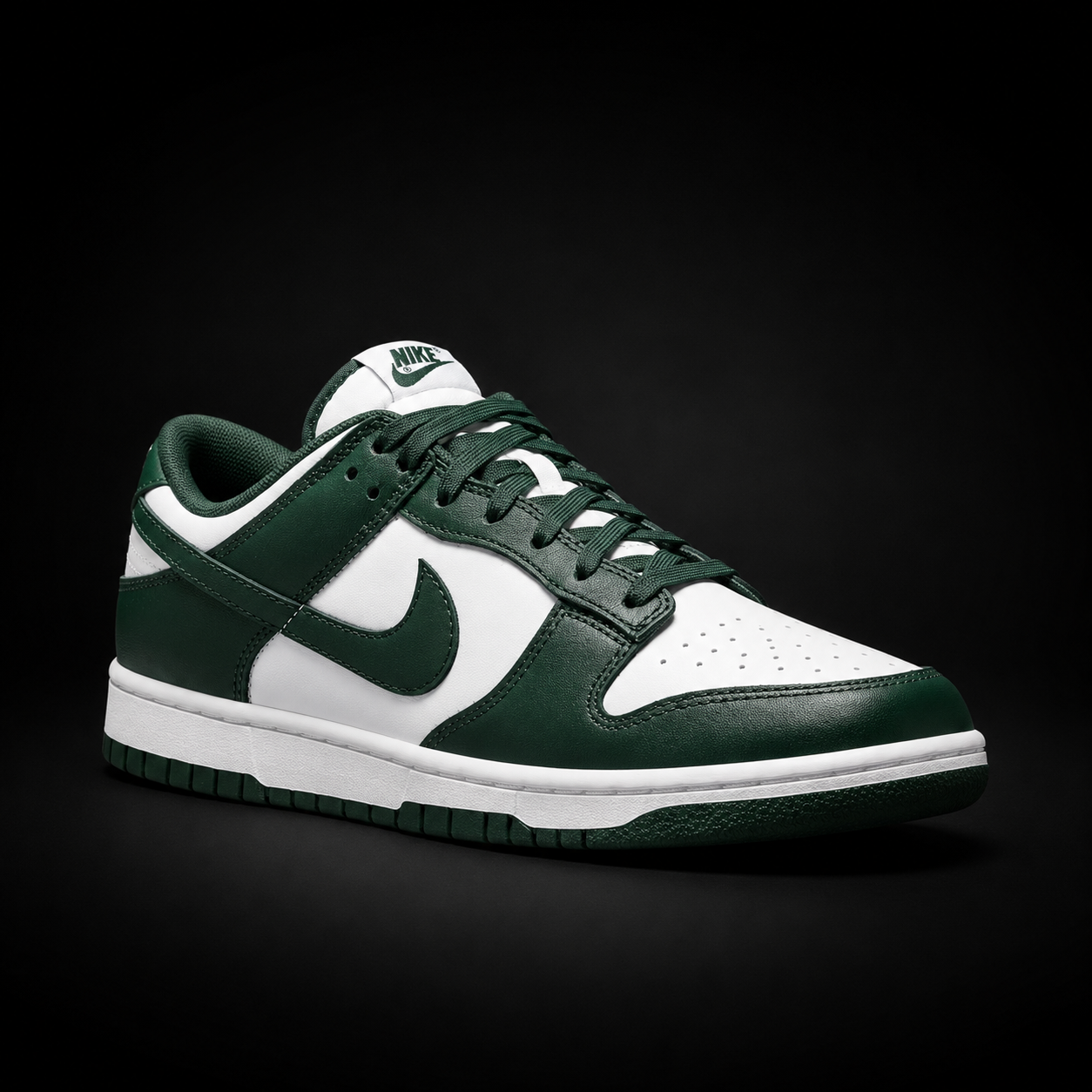 Nike Dunk Low Michigan State, vista frontal — Crazy!Duck Hype