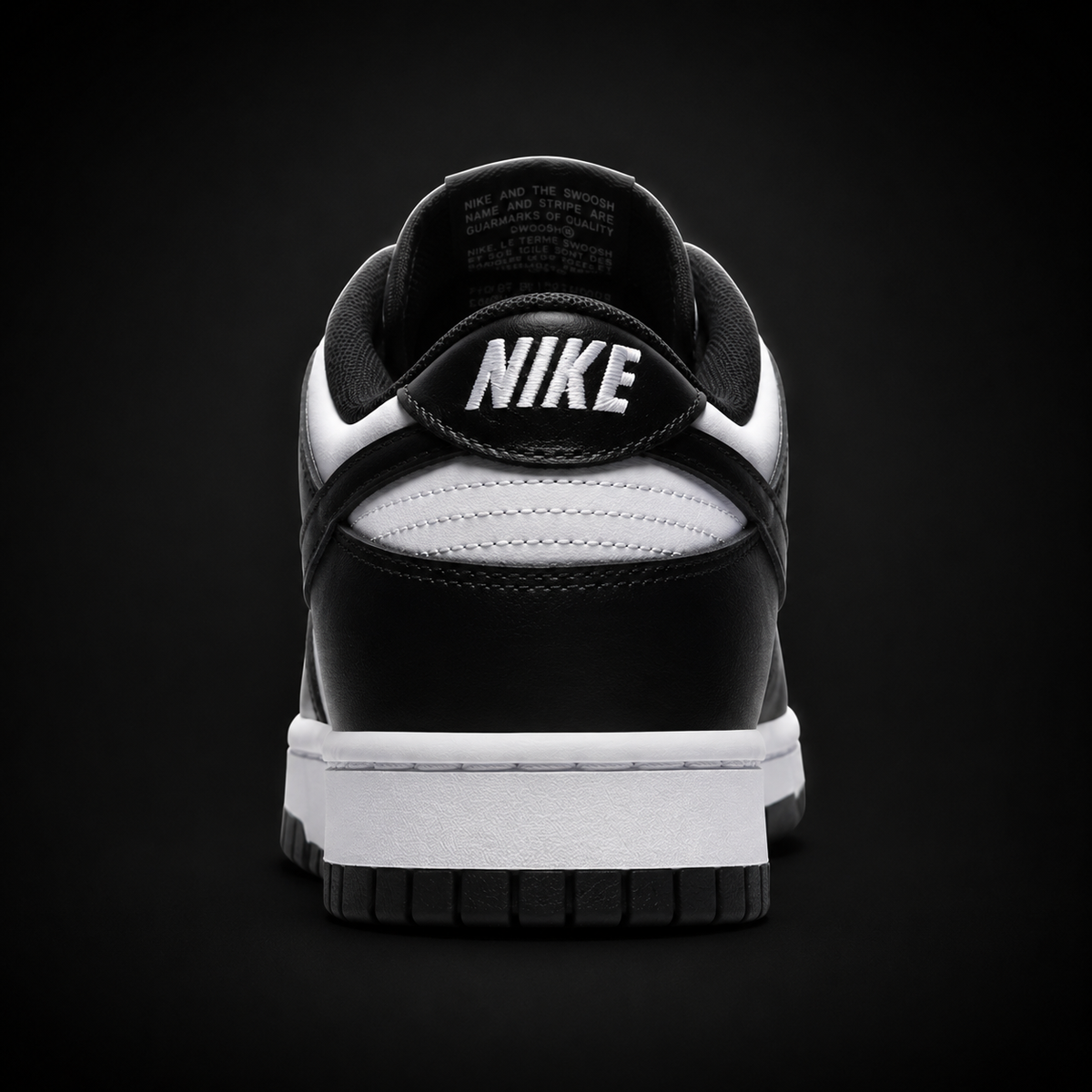 Nike Dunk Low Panda, vista trasera — Crazy!Duck Hype