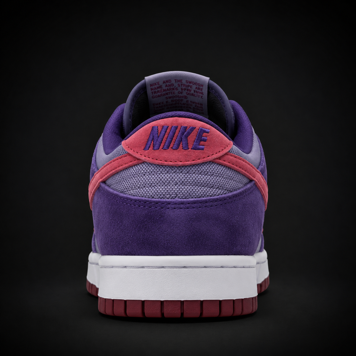 Nike Dunk Low Plum, vista trasera — Crazy!Duck Hype