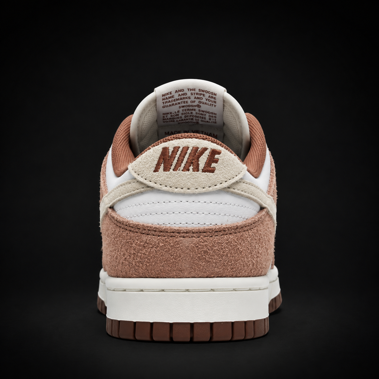 Nike Dunk Low Sail Medium Curry, vista trasera — Crazy!Duck Hype