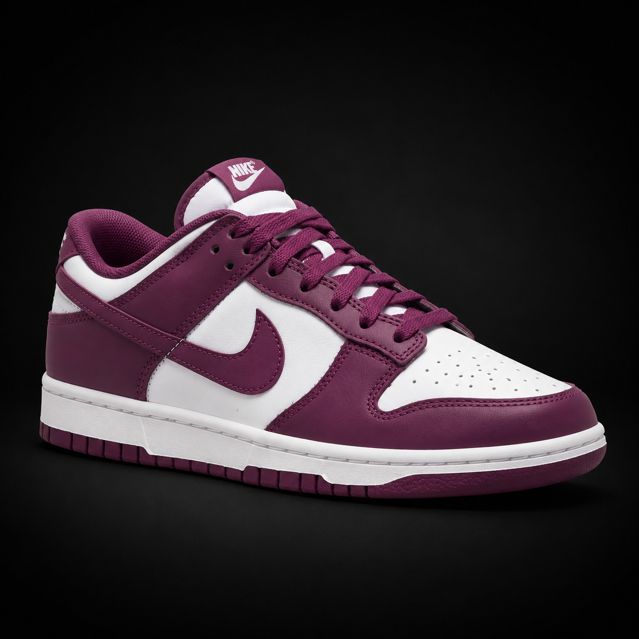 Nike Dunk Low Silver Surfer, vista frontal — Crazy!Duck Hype