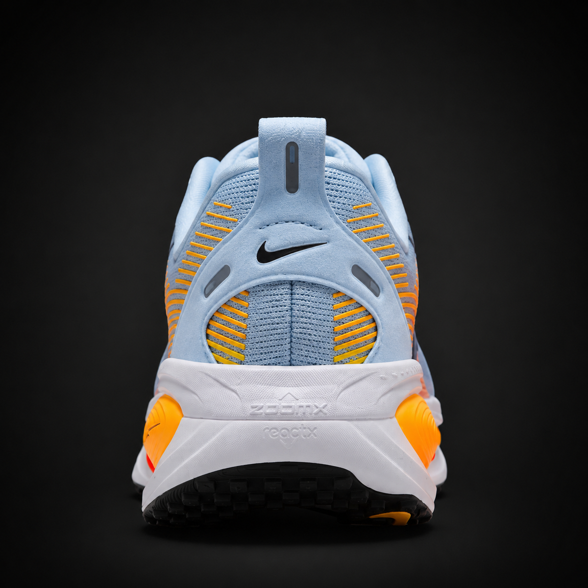 Nike Vomero 18 Blue Orange Black, vista trasera — Crazy!Duck Hype