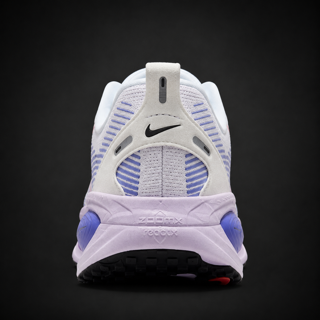 Nike Vomero 18 Hot Lava Violet Mist, vista trasera — Crazy!Duck Hype