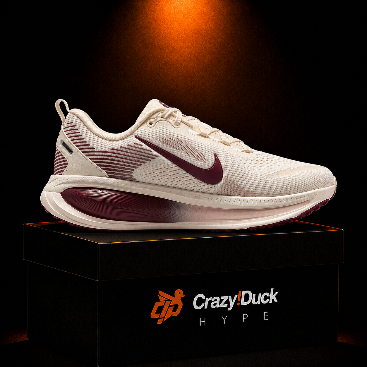 Nike Vomero 18 Ivory Dark con empaque — Crazy!Duck Hype