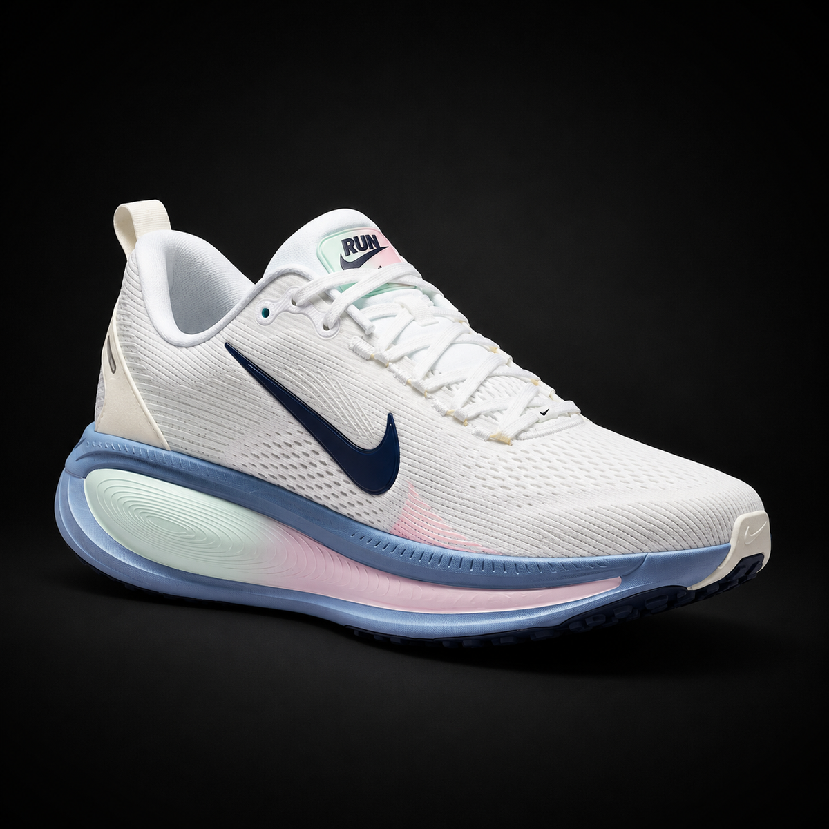 Nike Vomero 18 Midnight Navy Work Blue, vista frontal — Crazy!Duck Hype