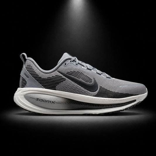 Nike Vomero 18 White Wolf Grey, vista lateral — Crazy!Duck Hype
