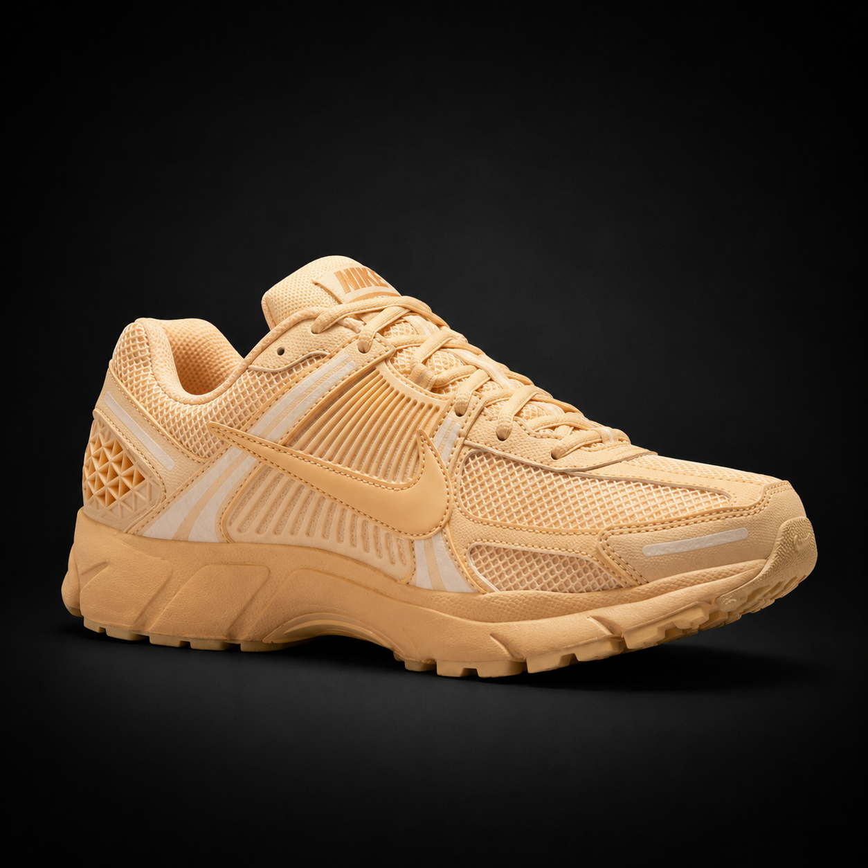 Nike Vomero 5 Gold Celestial, vista frontal — Crazy!Duck Hype