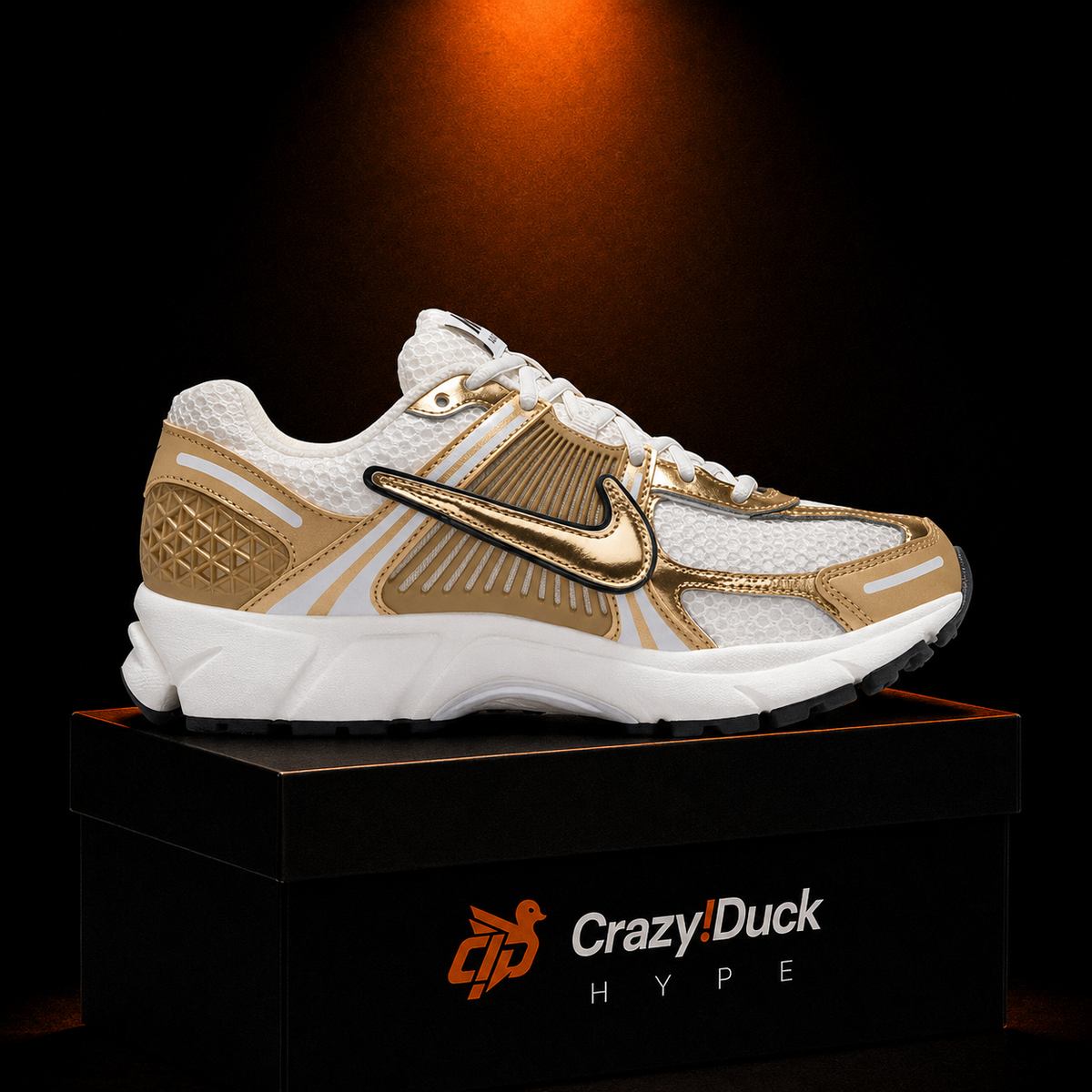 Nike Vomero 5 Metallic Gold con empaque — Crazy!Duck Hype
