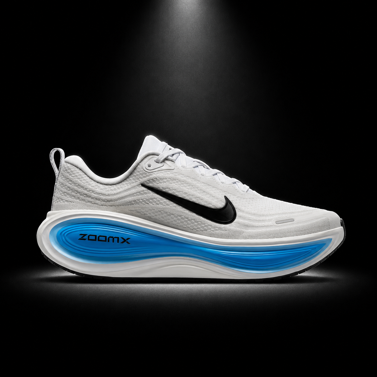 Nike Vomero Plus Black White Grey, vista lateral — Crazy!Duck Hype