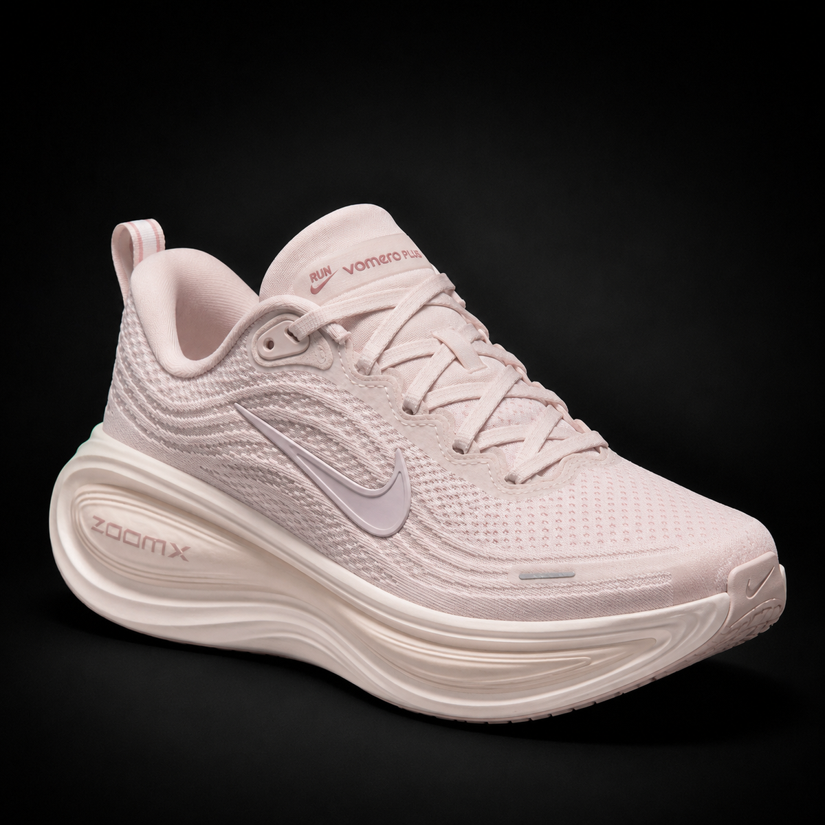 Nike Vomero Plus Silt Red Platinum Violet, vista frontal — Crazy!Duck Hype