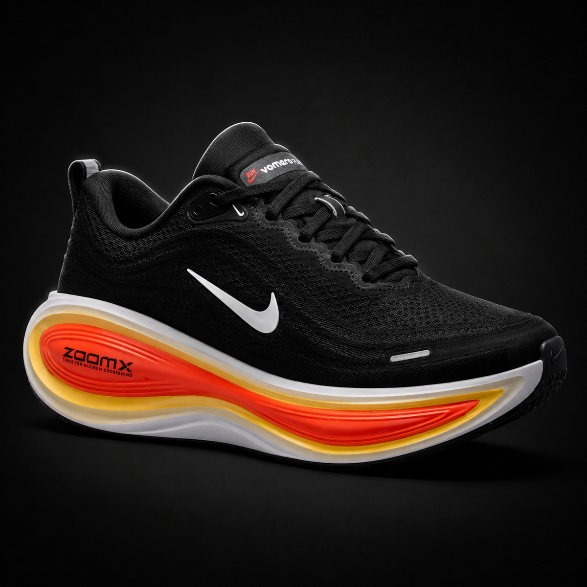 Nike Vomero Plus White Bright Crimson, vista frontal — Crazy!Duck Hype