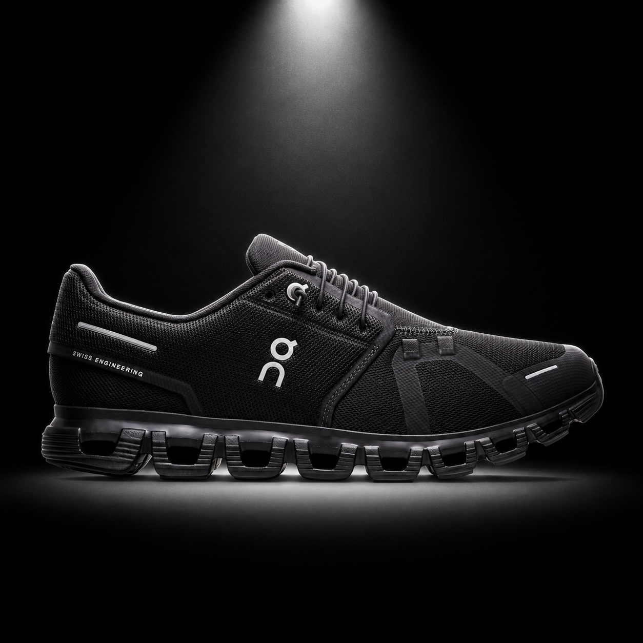 On Cloud 6 All Black, vista lateral — Crazy!Duck Hype