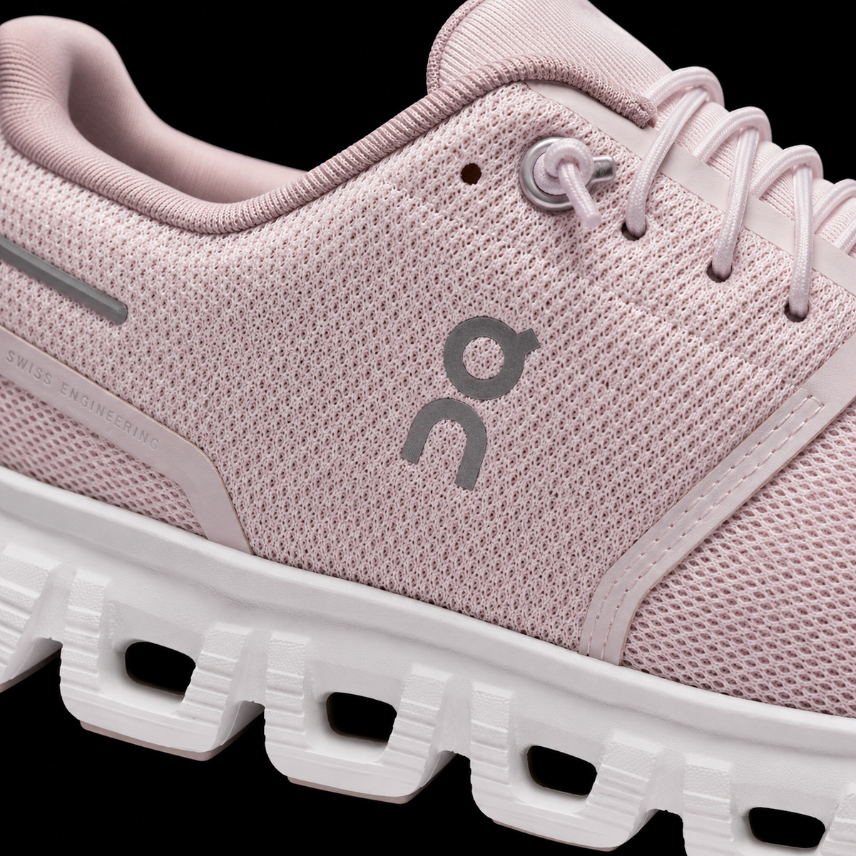 On Cloud 6 Orchid Fade, detalle de logo y material — Crazy!Duck Hype