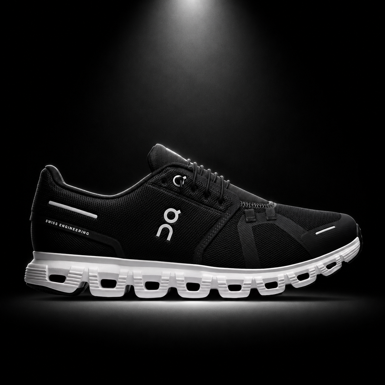 On Cloud 6 White Black, vista lateral — Crazy!Duck Hype