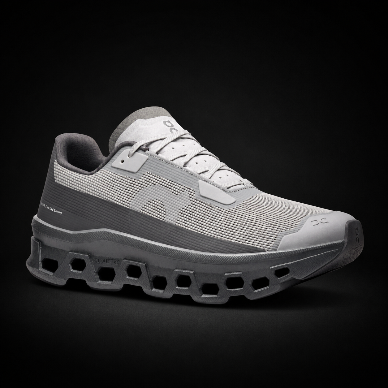 On Cloudmonster Void Alloy/Black, vista frontal — Crazy!Duck Hype