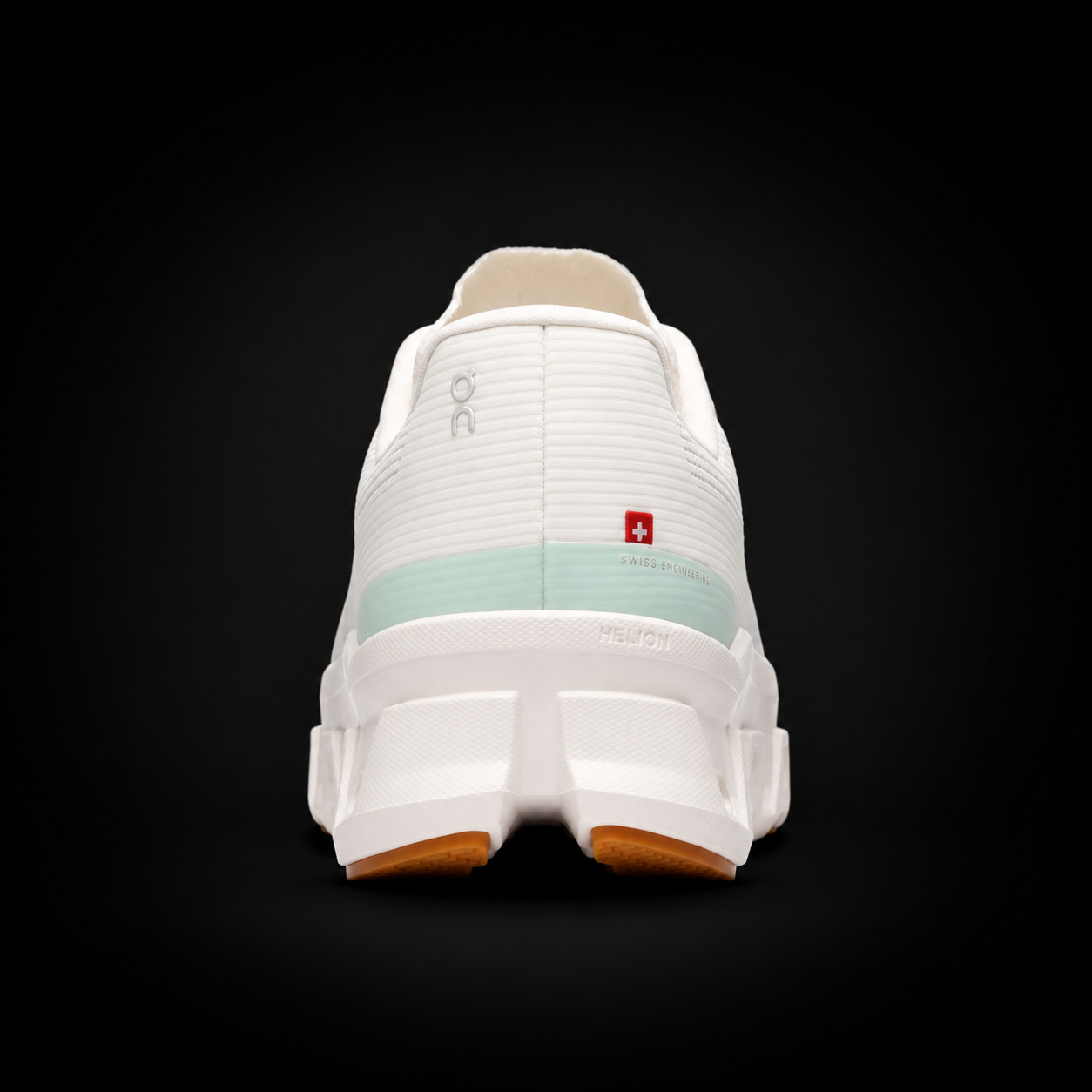 On Cloudmonster Void White/Ivory, vista trasera — Crazy!Duck Hype