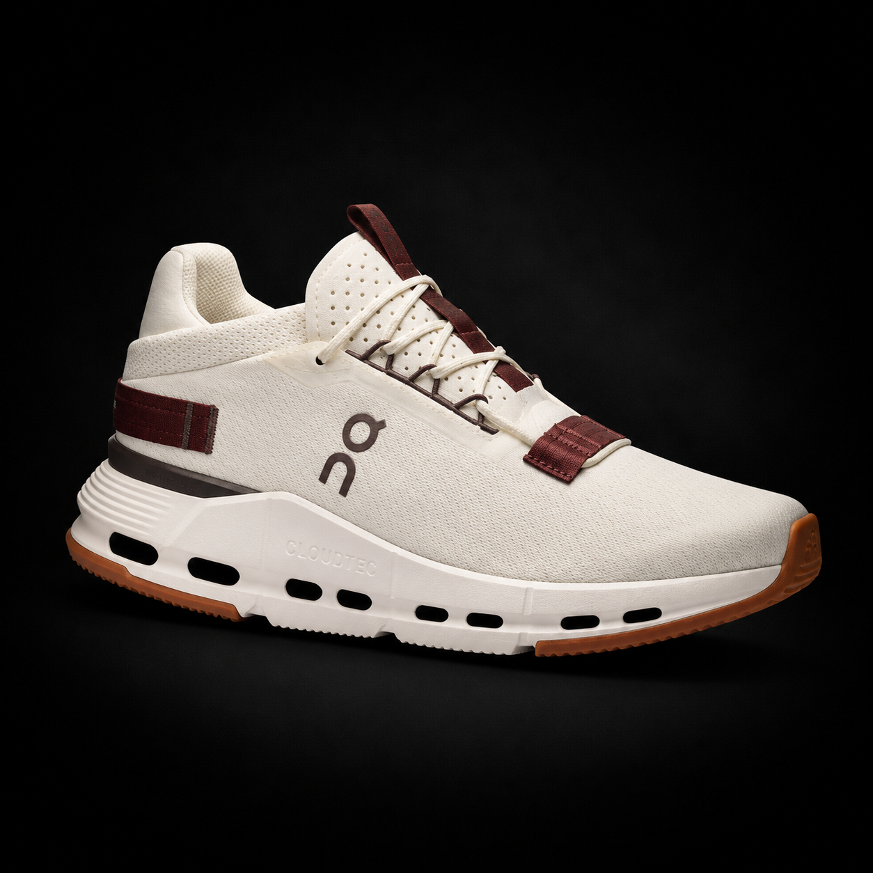 On Cloudnova 2 Ice Mulberry, vista frontal — Crazy!Duck Hype