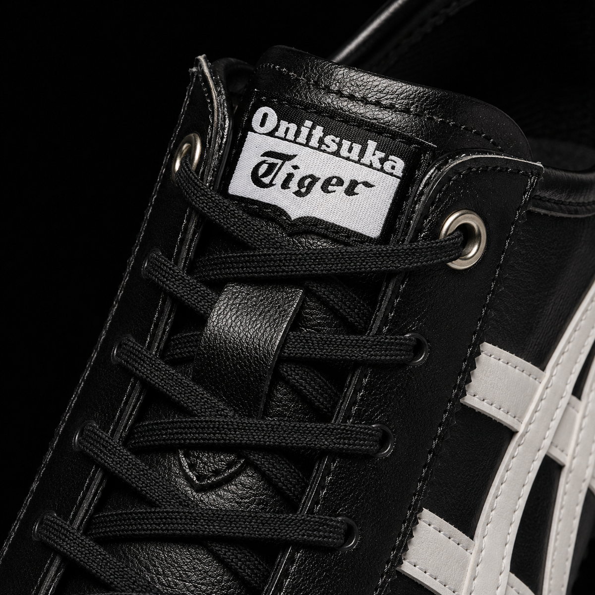 Onitsuka Tiger México 66 SD Black White, detalle de agujetas — Crazy!Duck Hype