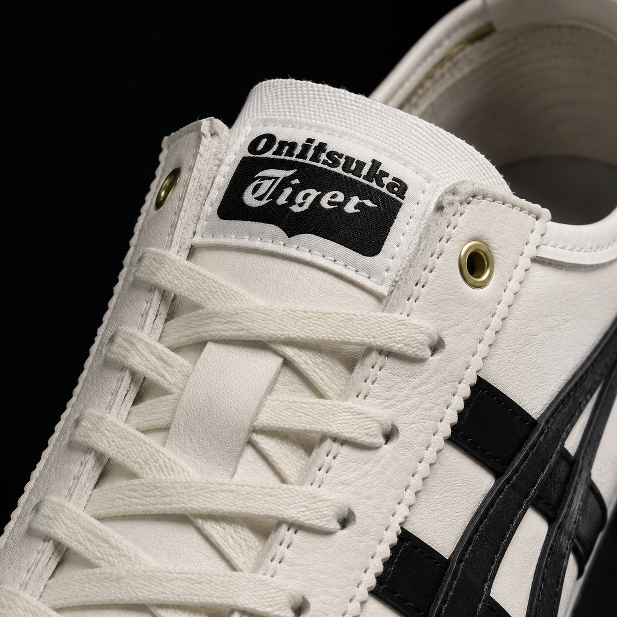 Onitsuka Tiger México 66 Vintage Cream Black, detalle de agujetas — Crazy!Duck Hype