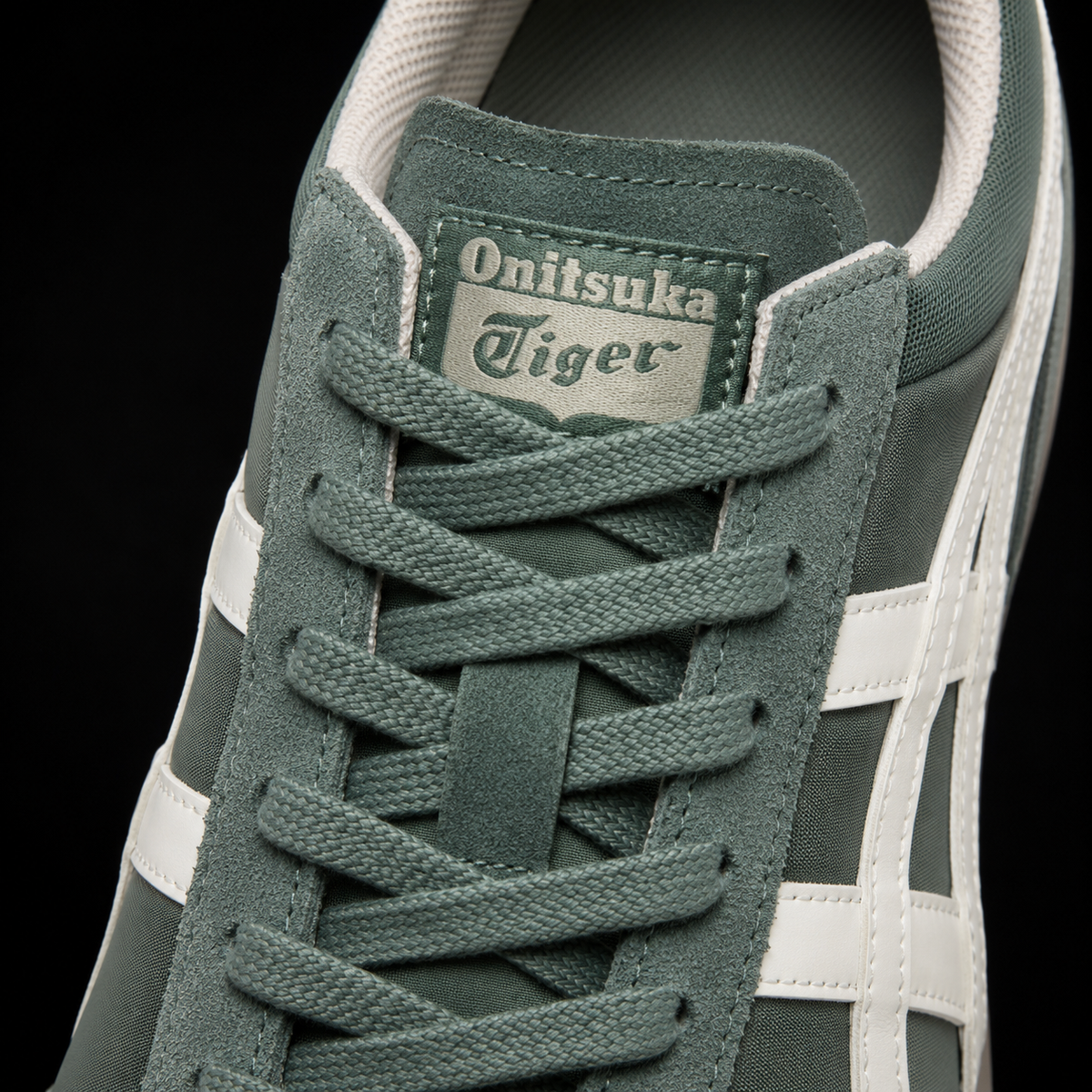 Onitsuka Tiger Monument Blue Cream, detalle de agujetas — Crazy!Duck Hype