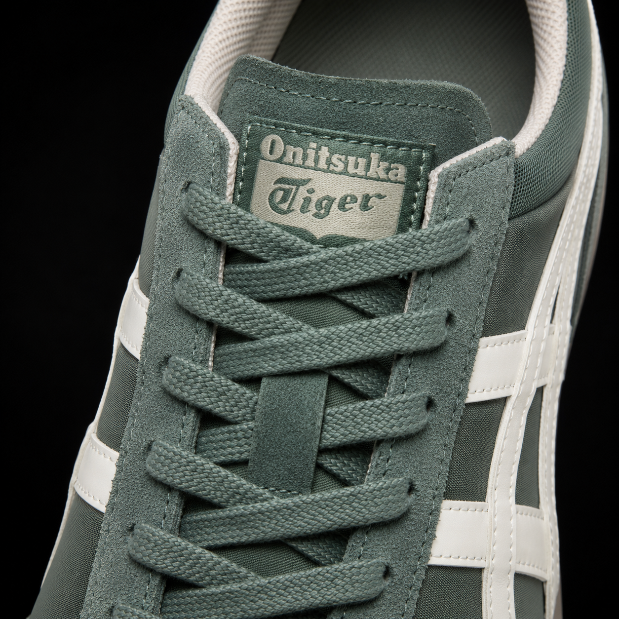 Onitsuka Tiger Monument Blue Cream, detalle de agujetas — Crazy!Duck Hype