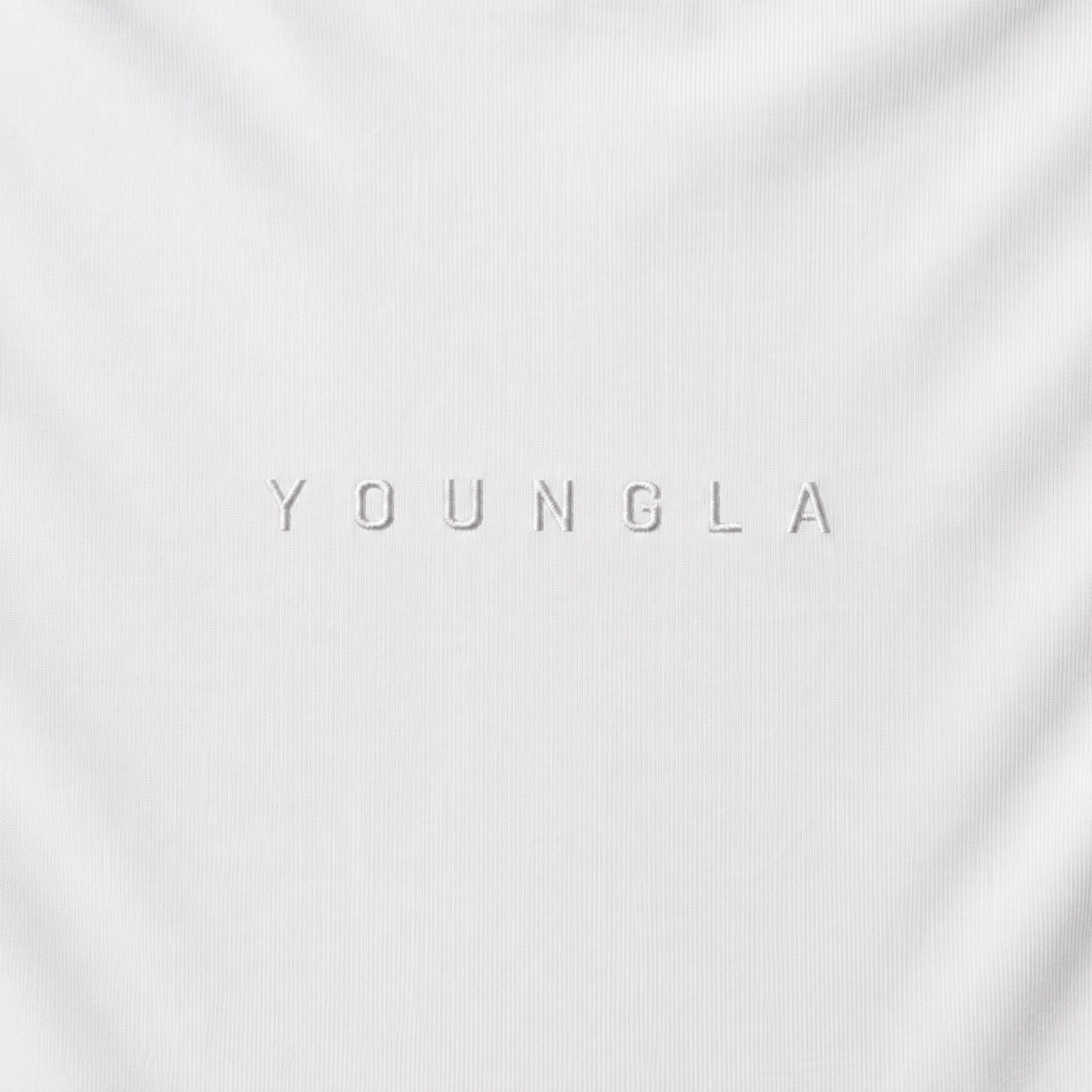 YoungLA 403 Elite Tees White, detalle de logo y material — Crazy!Duck Hype