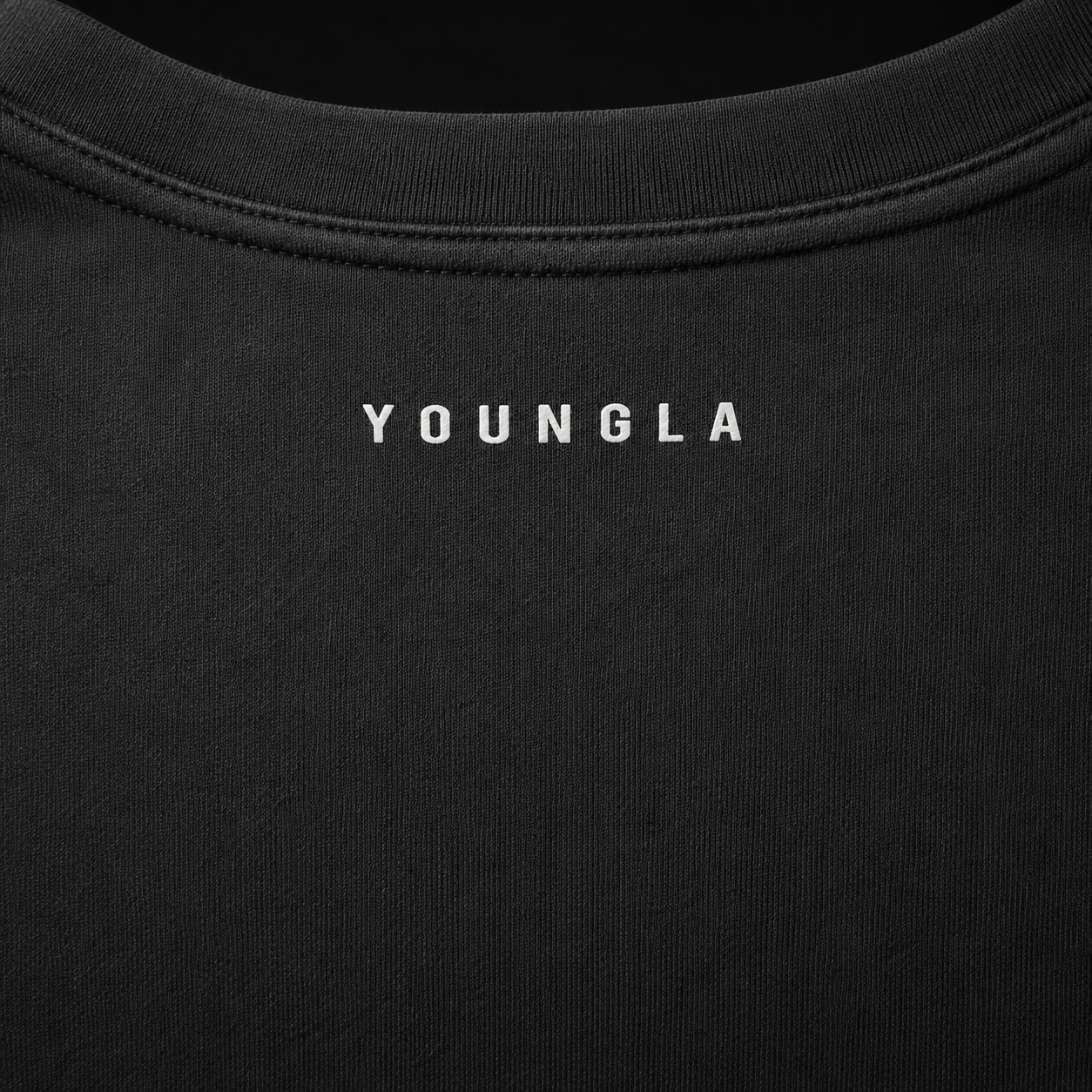 YoungLA 4201 Nocturnal Tees Skull Conquest, detalle de logo y material — Crazy!Duck Hype
