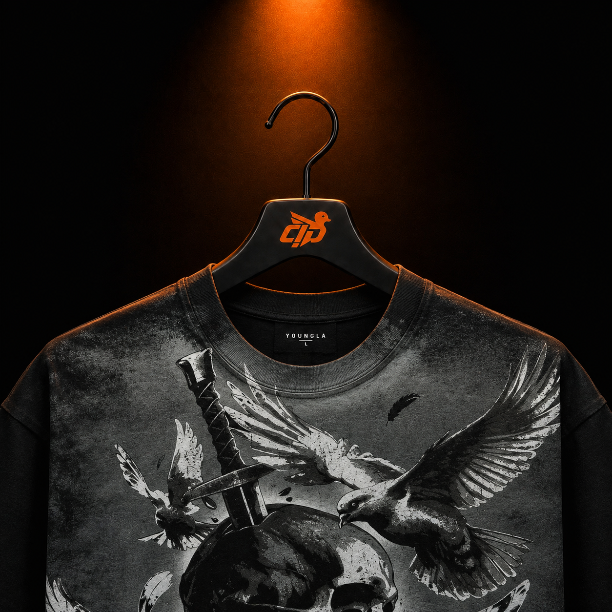 YoungLA 4201 Nocturnal Tees Skull Conquest con presentación de producto — Crazy!Duck Hype