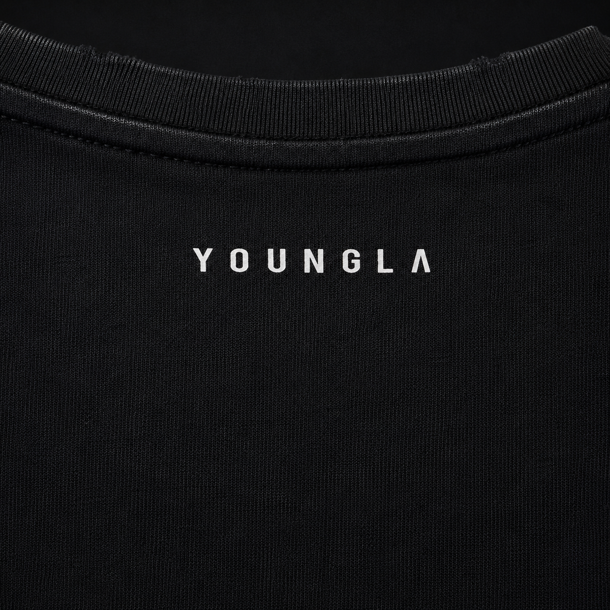 YoungLA 4205 Vintage Rock Tees Hellbound, detalle de logo y material — Crazy!Duck Hype